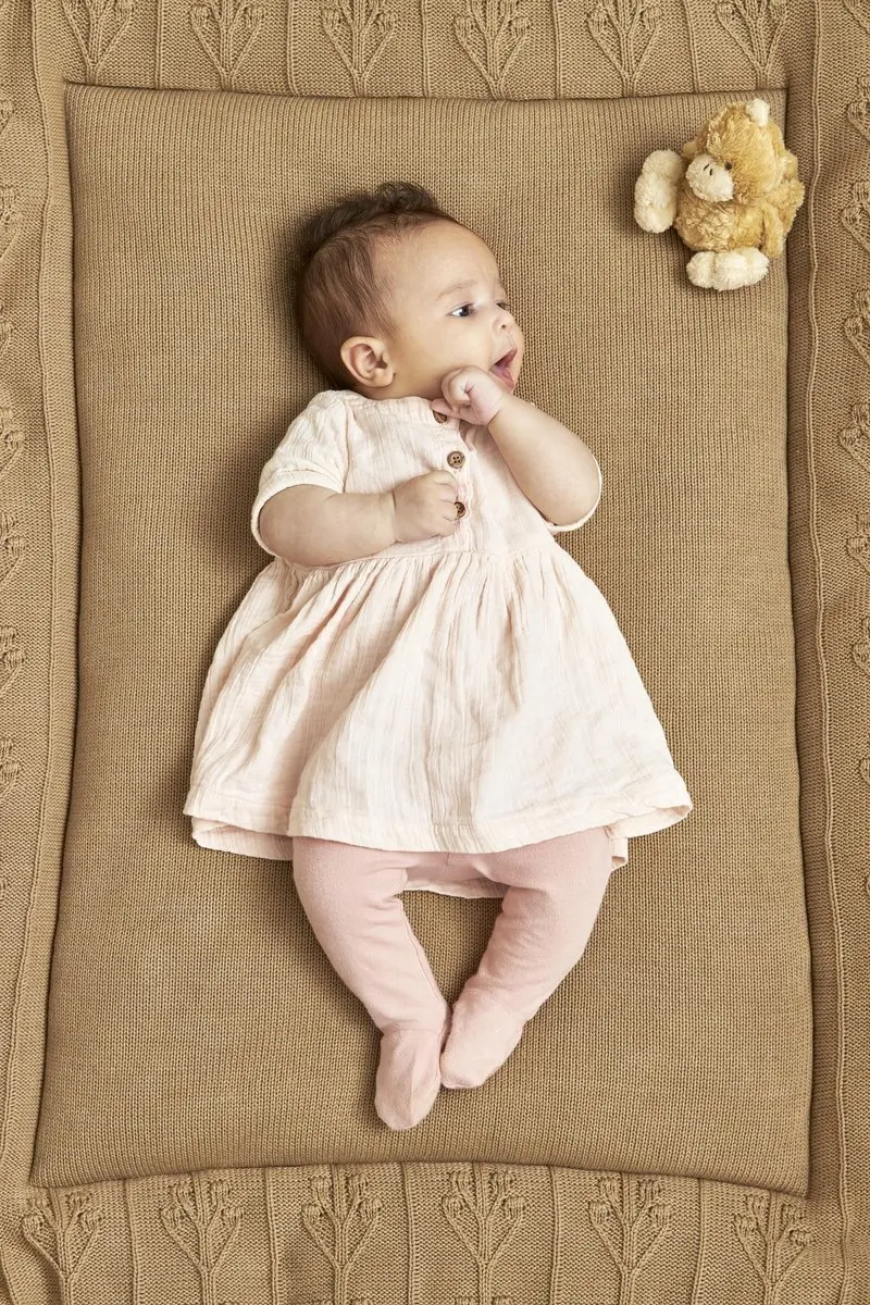 Meyco Baby Romantic Flower Boxkleed 77x97cm - Taupe