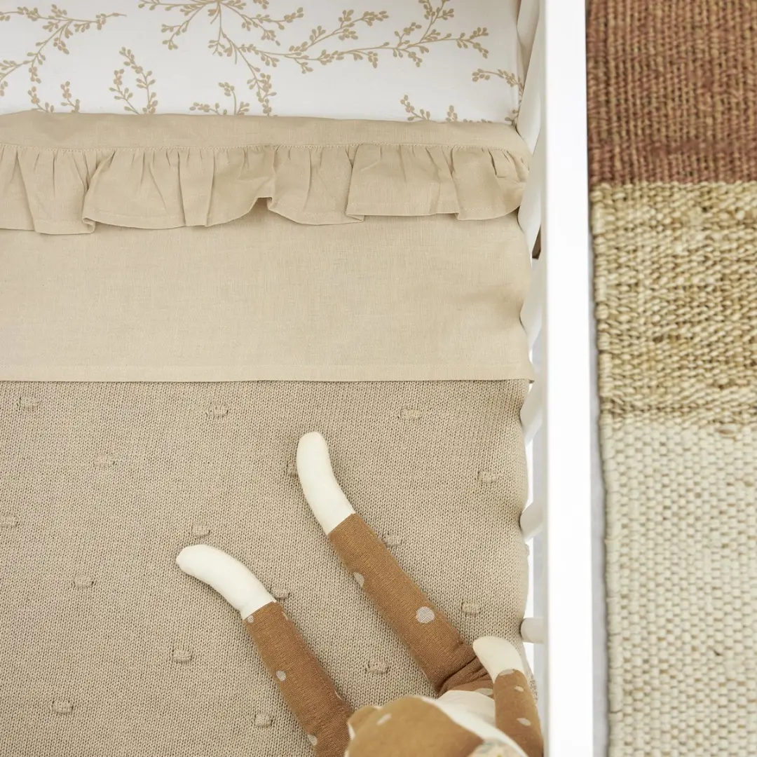 Meyco Baby Ruffle Ledikantlaken Sand 100x150cm - afbeelding 6 van 6