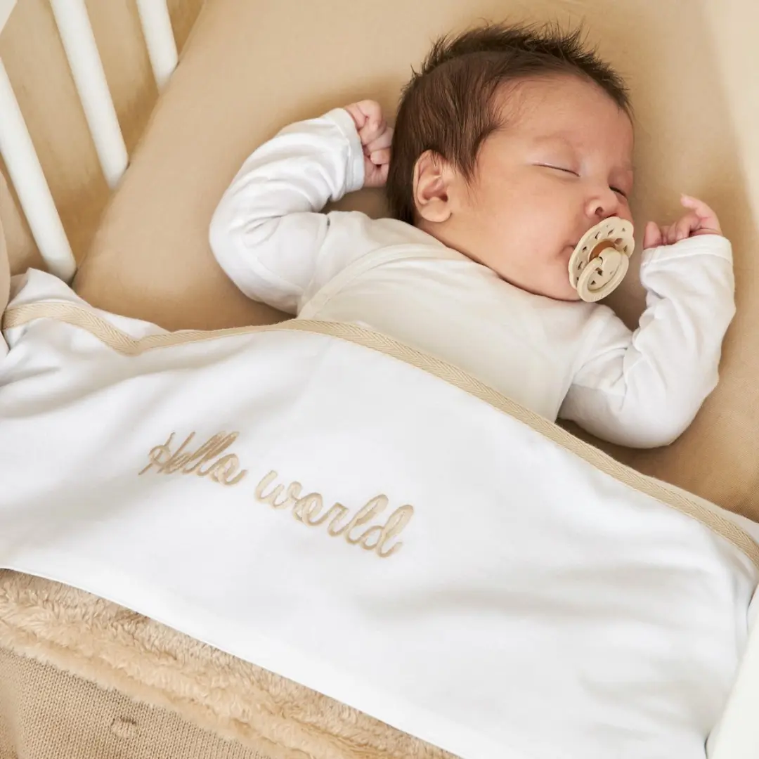 Meyco Baby Hello World Wiegaken 75x100cm - Sand - afbeelding 6 van 6