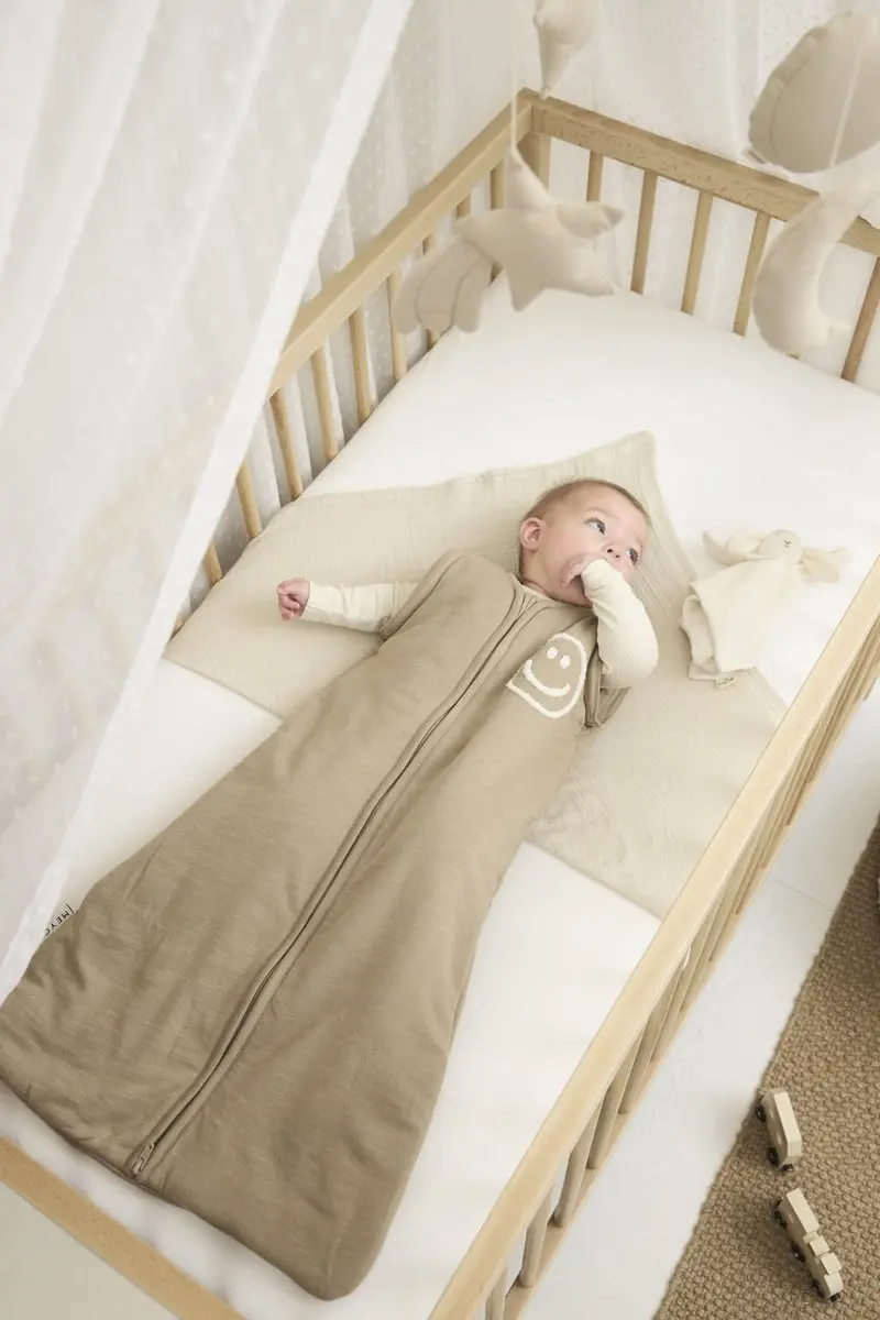 Meyco Baby Slaapzak Smile Applicatie 110cm - 2.5 TOG - Taupe/Offwhite - afbeelding 6 van 6
