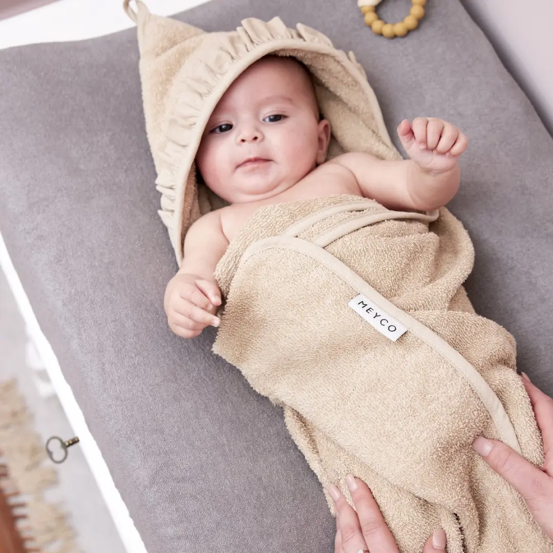 Meyco Baby Ruffle Badcape Sand - 80x80cm
