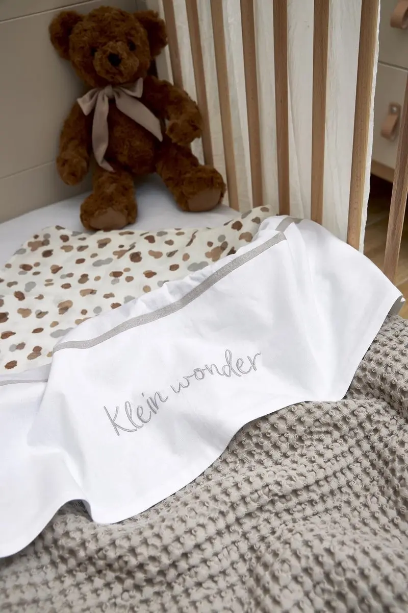 Meyco Baby Wafel Teddy Ledikantdeken 100x150cm - 2.0 TOG - Greige - afbeelding 6 van 6