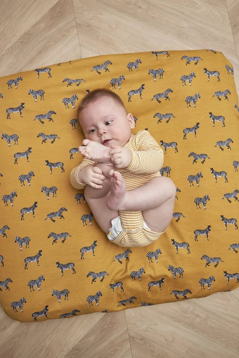 Meyco Baby Zebra Aankleedkussenhoes Honey Gold 85x75cm