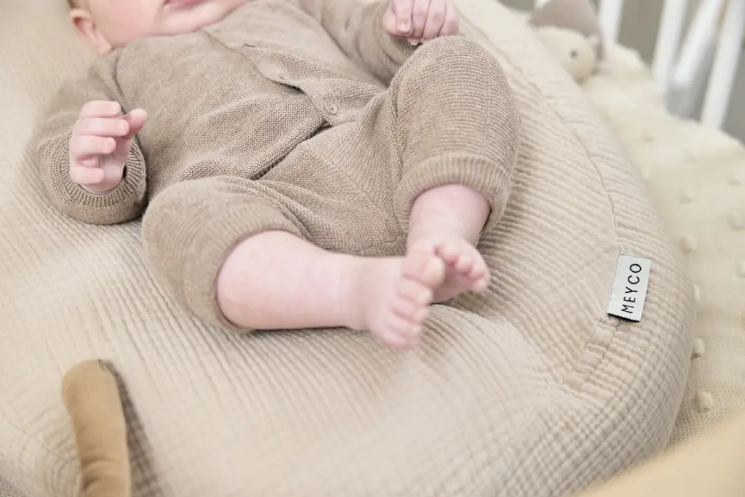 Meyco Baby Uni Relaxhoes voor Voedingskussen - Sand