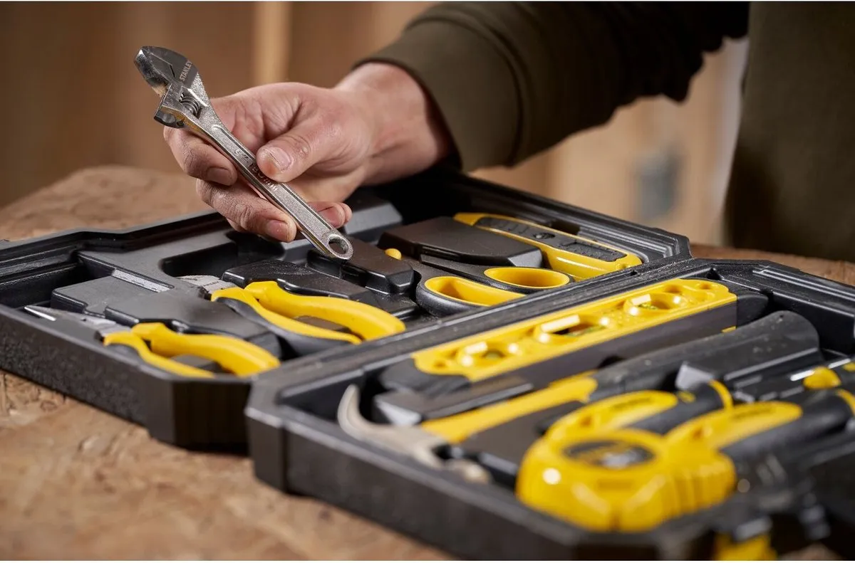 Stanley STHT78050-1 Gereedschapskoffer - 28-delig - Zwart/Geel