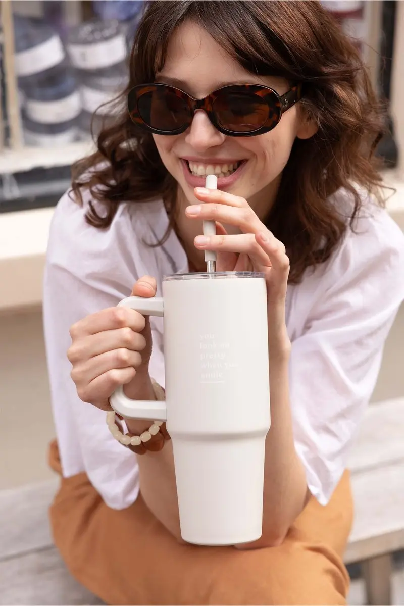 Zusss Tumbler Pretty Smile 880ml - Roestvrij Staal - Zand