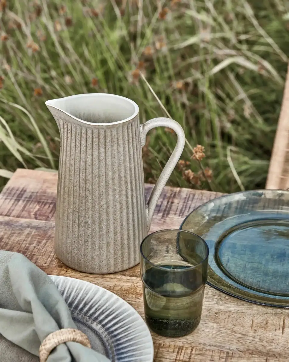 House Doctor Pleat Kruik 1,3L - Grijsbruin