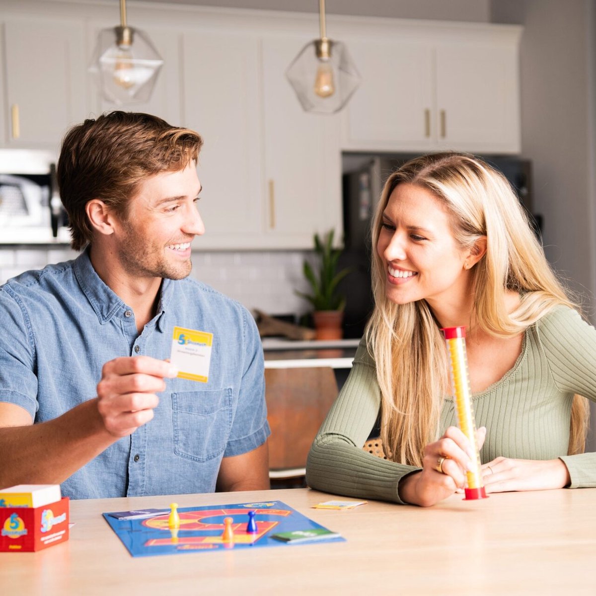 Goliath 5 Seconds - Partyspel - Kaartspel - Raadspel - Familiespel