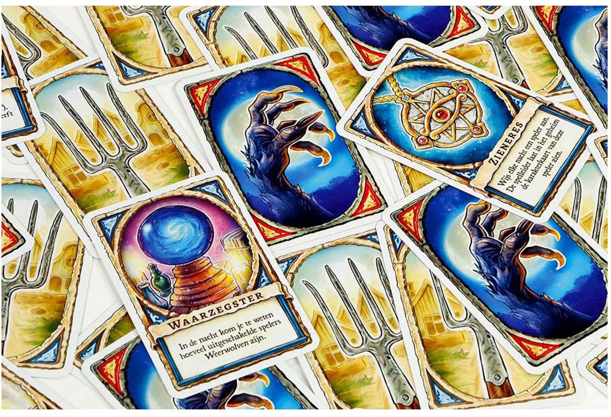 999 Games - Ontmasker de Weerwolven - Basisspel - Kaartspel - Partyspel - bevat spelregels in NL en EN