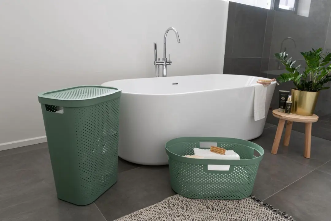 Curver Infinity Recycled Wasmand met deksel 60L - Groen