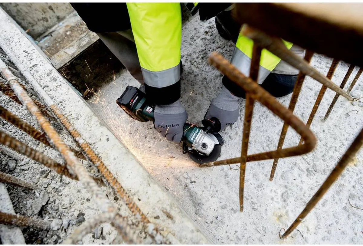 Metabo W 18 L 9-125 Haakse Accuslijper 125mm - Metaal
