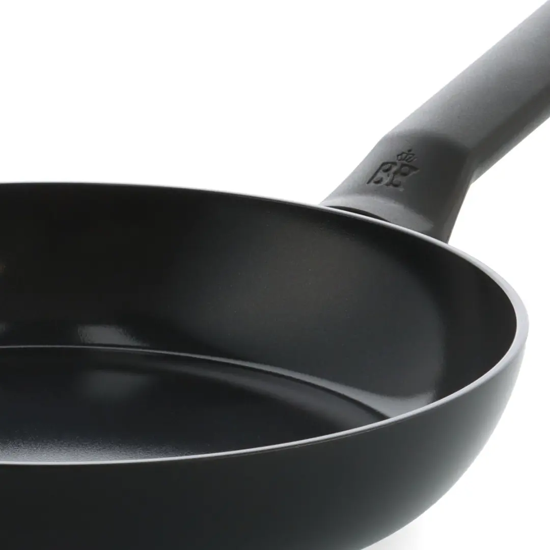 BK Enjoy CC009102-001 Pannenset 3-delig - 20/28cm - Zwart