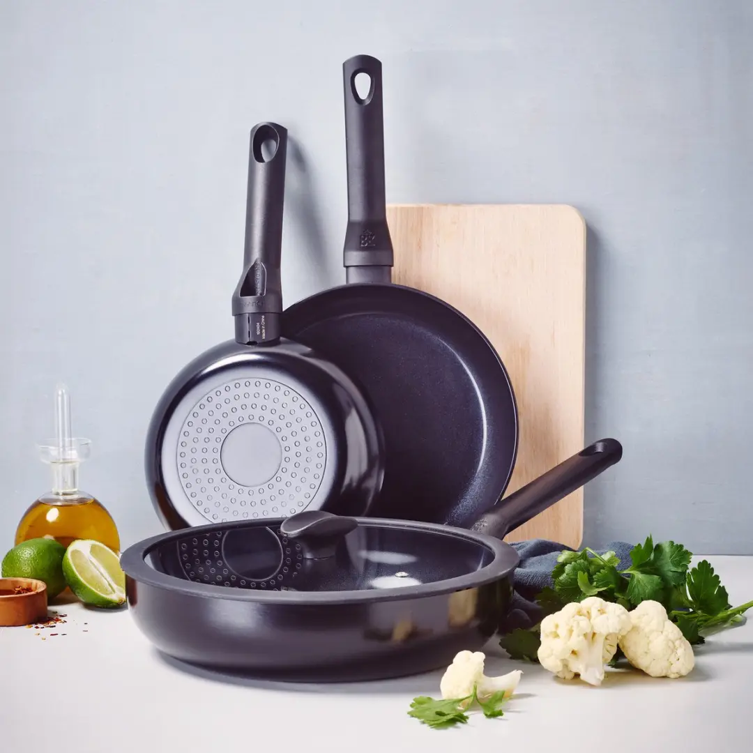 BK Enjoy CC009102-001 Pannenset 3-delig - 20/28cm - Zwart