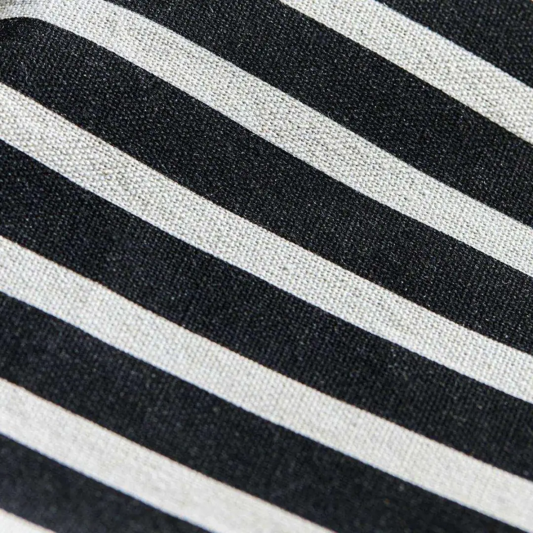 House Doctor Waszak Stripes 205720017 - 40x60cm - Zwart
