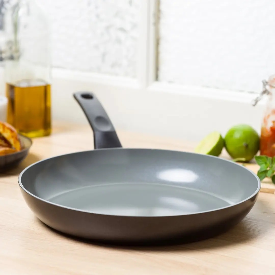 BK Easy Basic Keramische Koekenpan 30cm - PFAS-vrij - Zwart