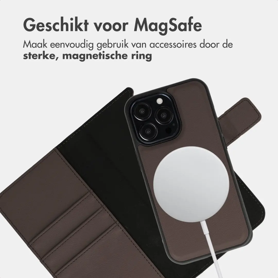 Imoshion iPhone 13 Pro Hoesje 2-in-1 Bookcase - Bruin