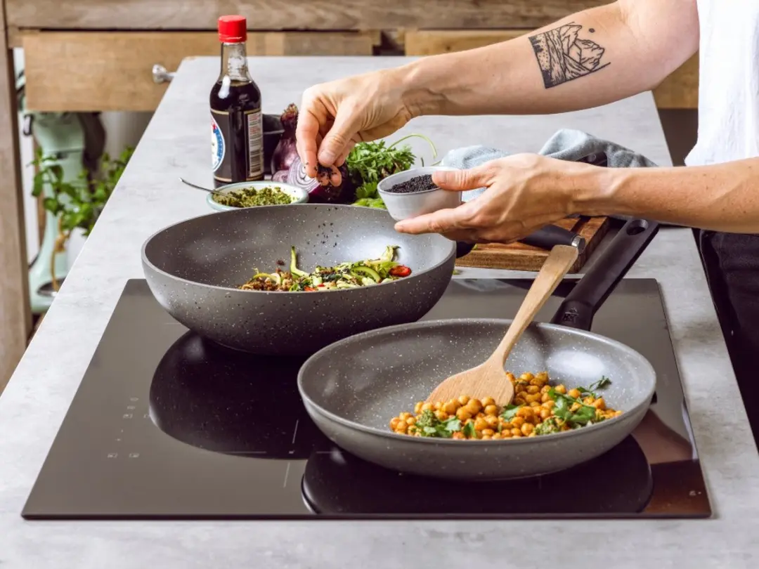 BK Granite Ceramic Wokpan 28cm - Grijs - afbeelding 6 van 6