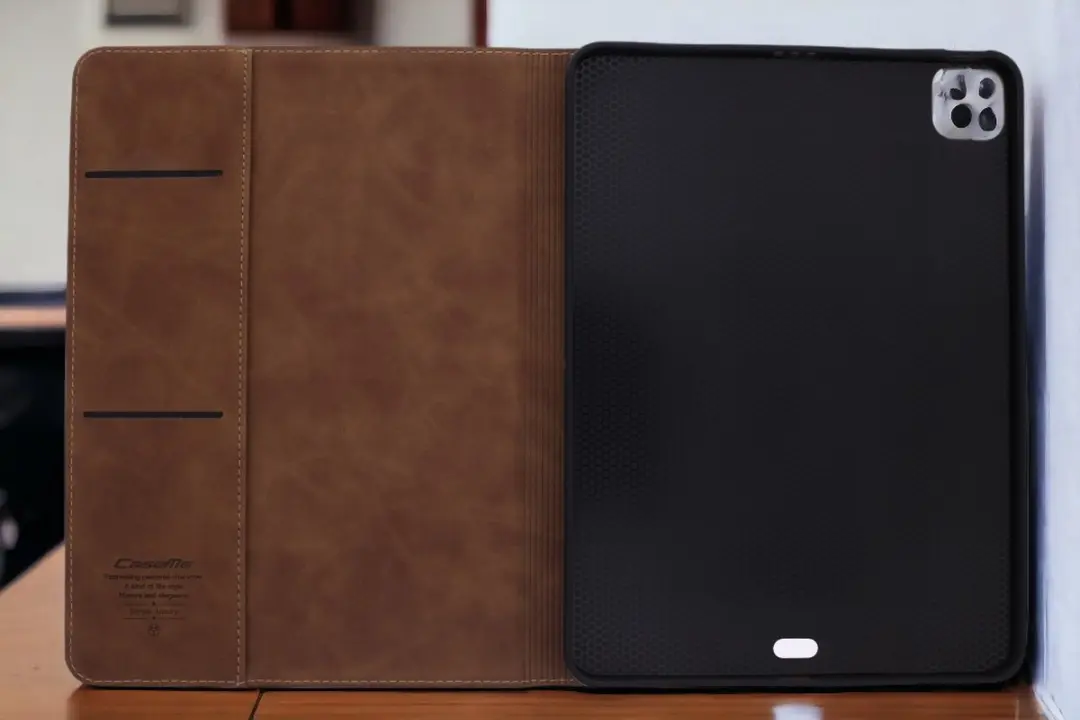 Caseme Bookcase Hoesje iPad Mini 6 8.3" - Lichtbruin