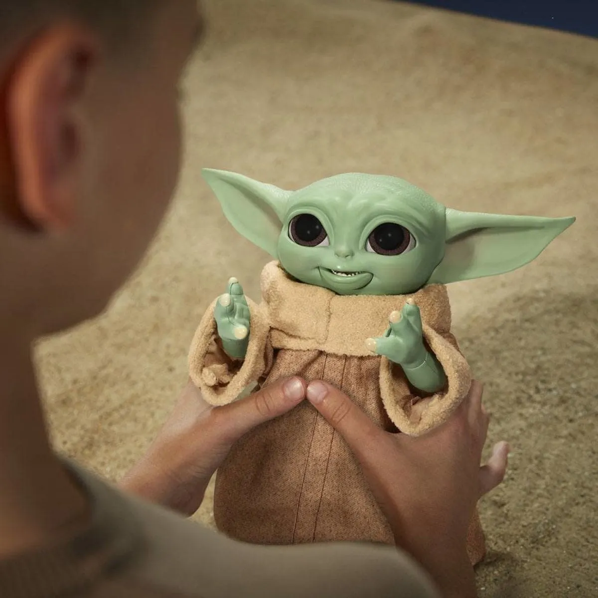 Star Wars The Child Grogu F28495L0 Interactief Speelfiguur - Galactic Snackin' Editie