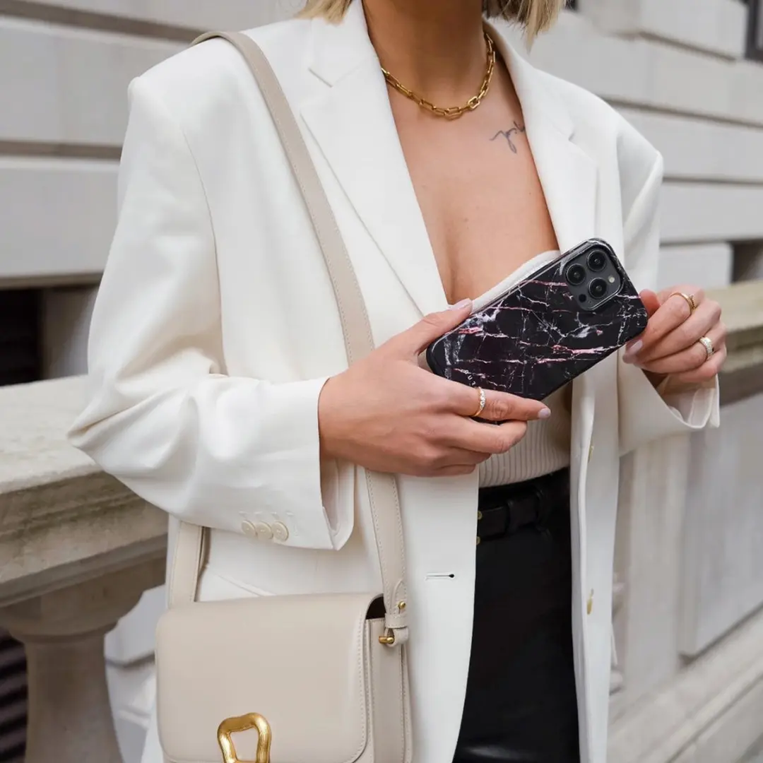 Burga Tough Case iPhone 15 Pro iP15P_TH_MB_30 - Rose/Goud Marble