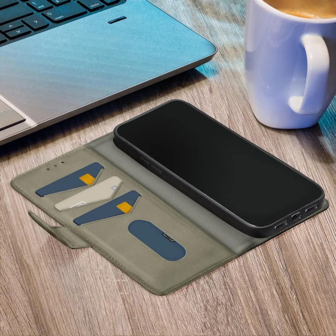 Mobilize Premium Gelly Wallet Bookcase iPhone 15 Pro - Groen