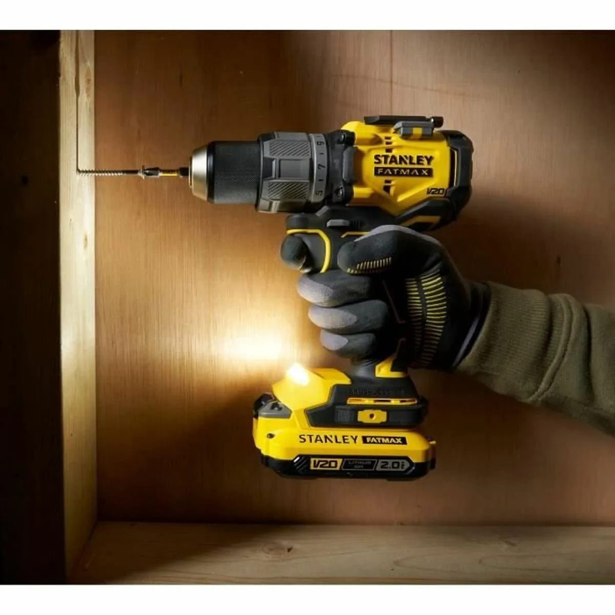 Stanley 18V ACCU-klopboor/schroefmachine SFMCD725D2K-QW - 2x 2.0Ah