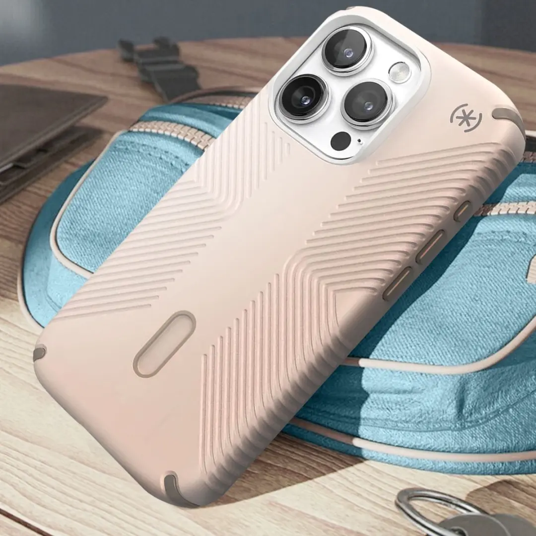Speck Presidio2 Grip MagSafe Hoesje iPhone 15 Pro - Beige