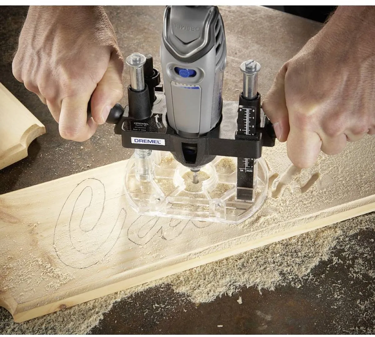 Dremel 335 Profielfreeshulpstuk - Hout - afbeelding 6 van 6