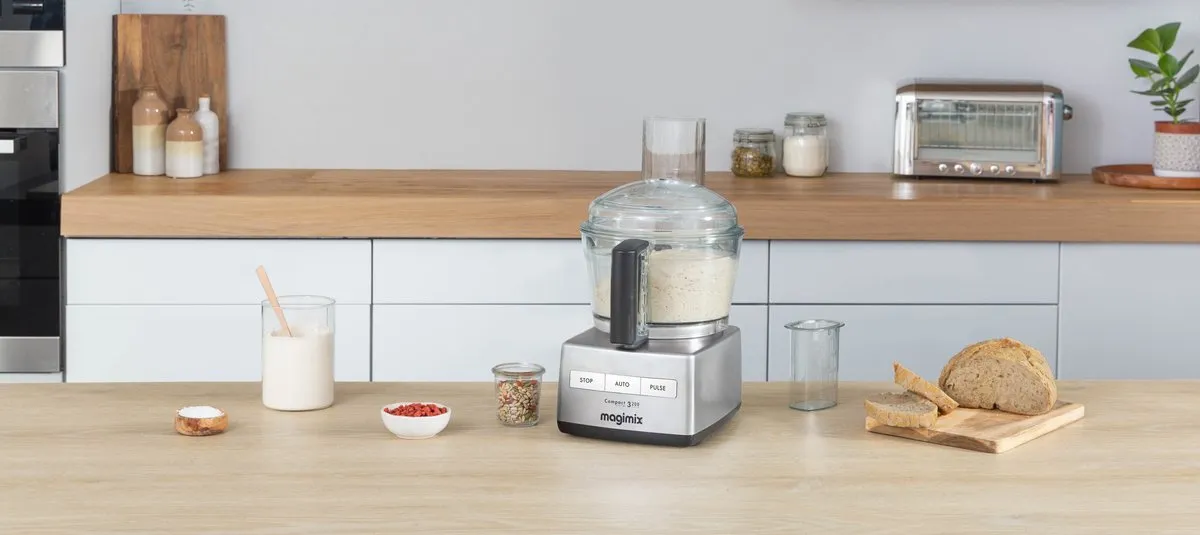 Magimix CS 3200 Foodprocessor - 650W - Mat Chroom