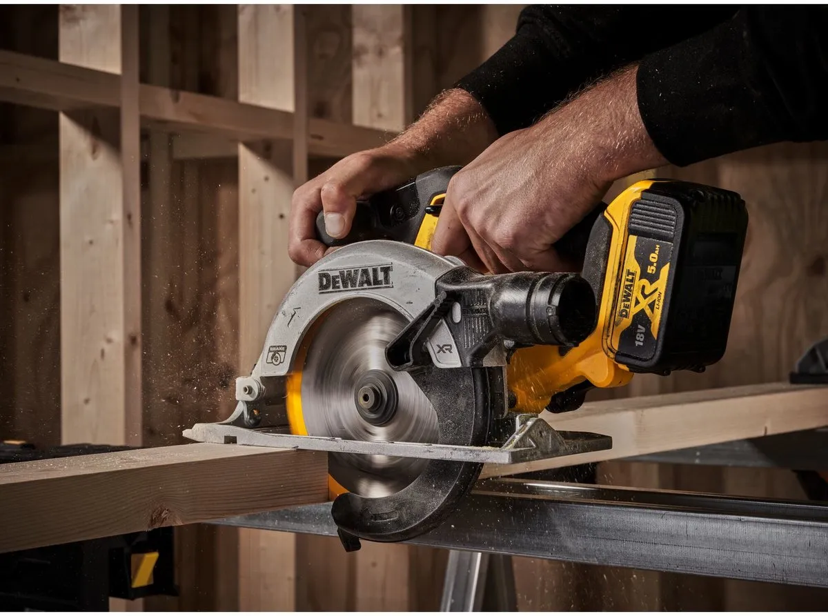 DeWalt DCS565N Accu Cirkelzaag 18V - 165mm