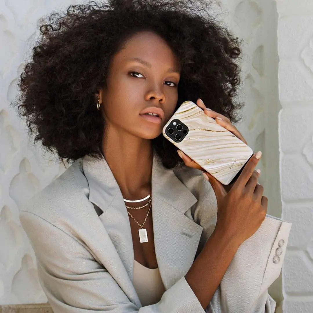 Burga Tough Backcover iPhone 17 Full Glam - MagSafe