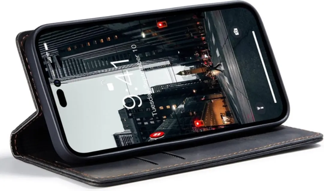 Caseme 013 Book Case Hoesje - iPhone 14 Pro - 2 Pasjes - Zwart