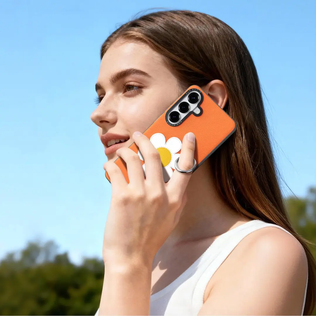 Dux Ducis Luvy PU-leer Backcover Samsung Galaxy S26 - Madeliefje/Oranje