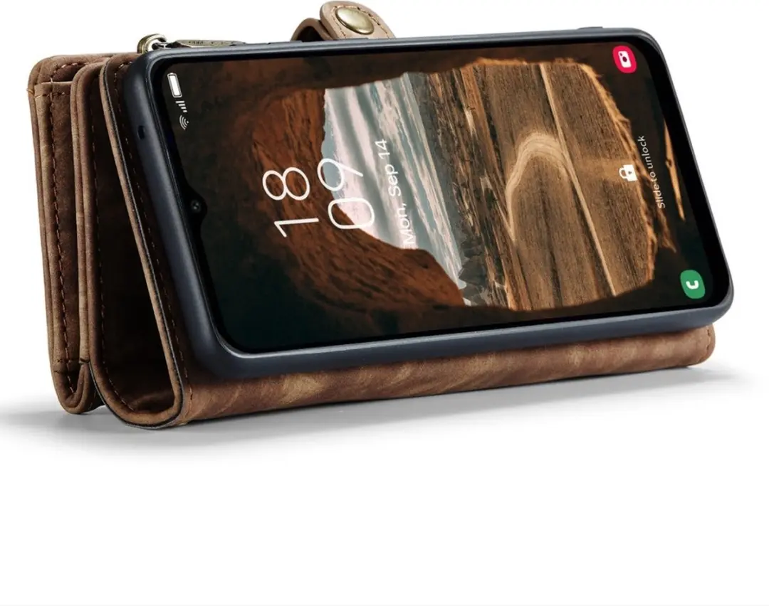 Caseme 008 Hoesje Samsung Galaxy A14 - 2-in-1 Book Case & Portemonnee - 8 Pasjes - Bruin