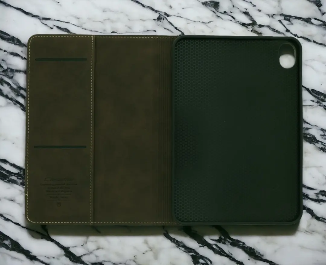 Caseme Bookcase Tablethoes Donkerbruin - iPad Mini 6/7 8.3"