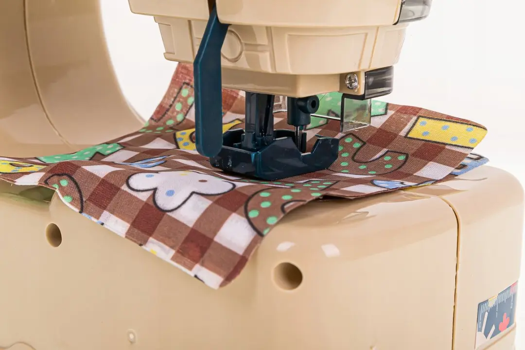 BK Mini Naaimachine - Beige - afbeelding 6 van 6