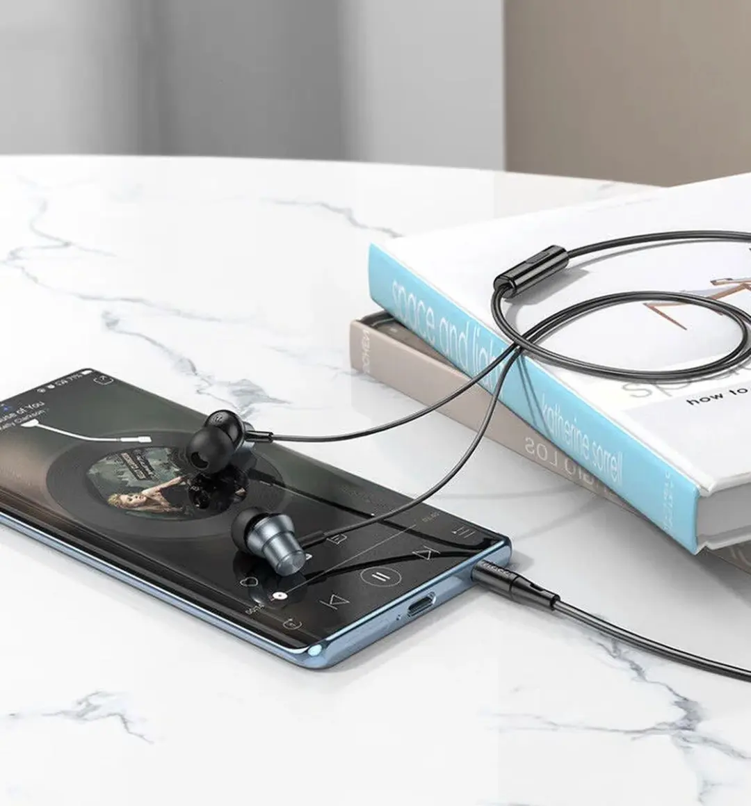 Hoco M110 Bedrade In-Ear Oordopjes - Zwart