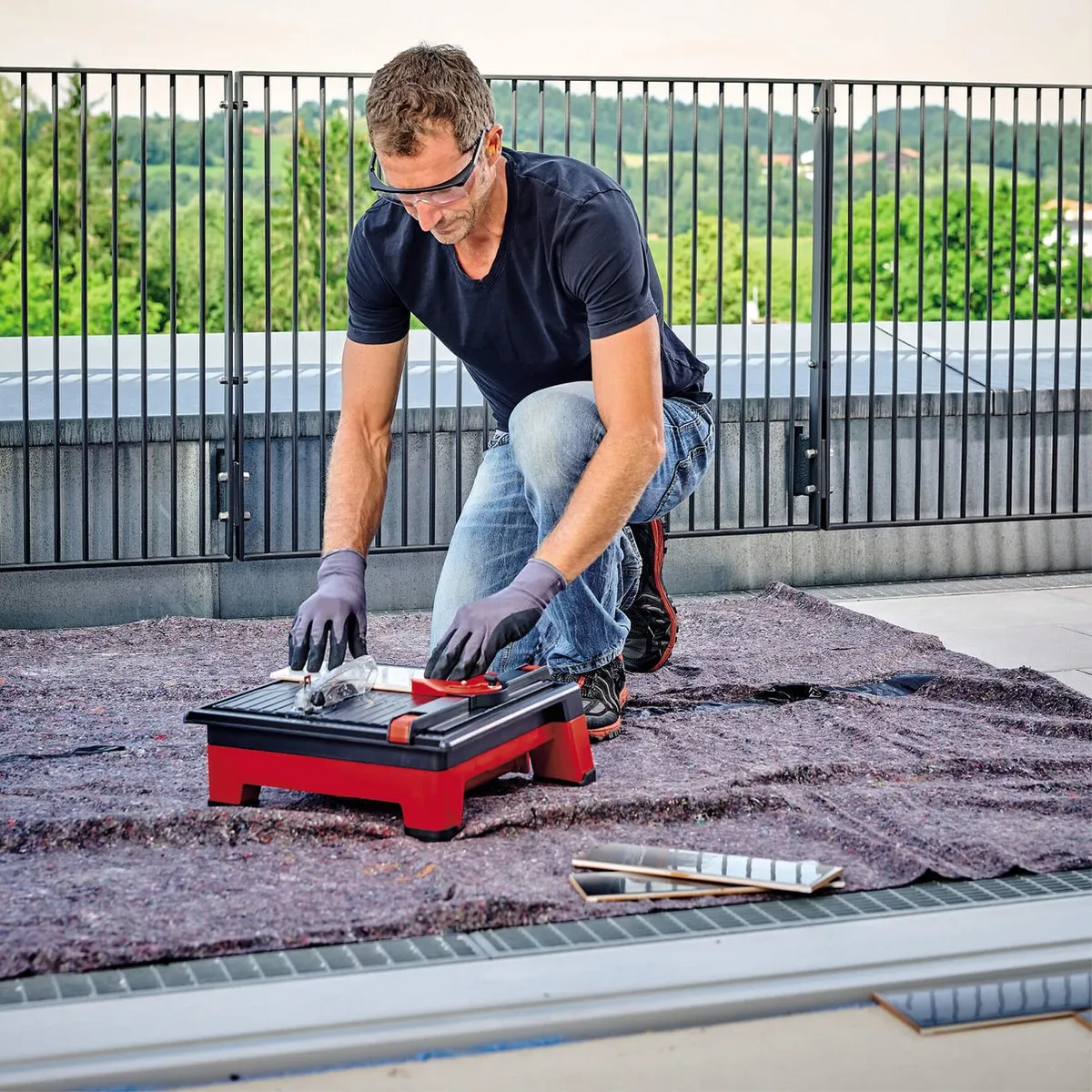 Einhell Accu Tegelsnijmachine TE-TC 18/115 Li Solo - 18V - Ø115mm - Rood/Zwart - afbeelding 6 van 6