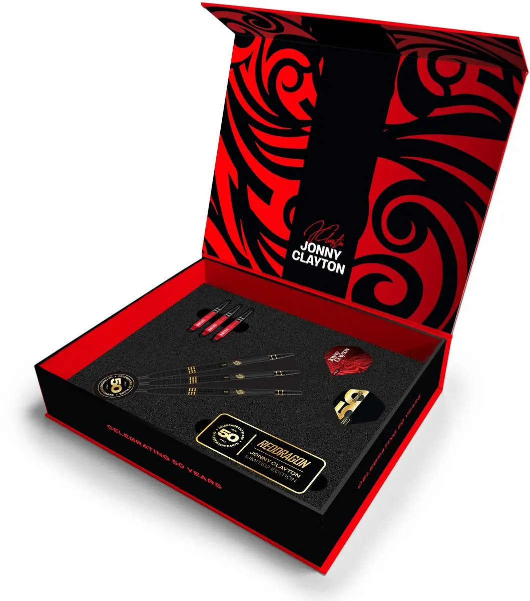 Red Dragon Jonny Clayton 50 Years Anniversary 90% - 3 Darts - Goud/Rood/Zwart