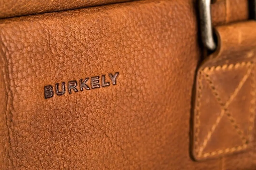 Burkely Fundamentals Antique Avery Laptoptas 15.6" - 3 Vakken - Cognac