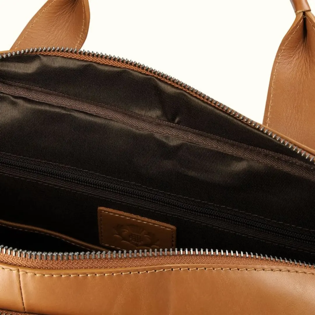 Highlands Leather Kinloch Laptophoes 15.4" Wit - HILA-017483CGN