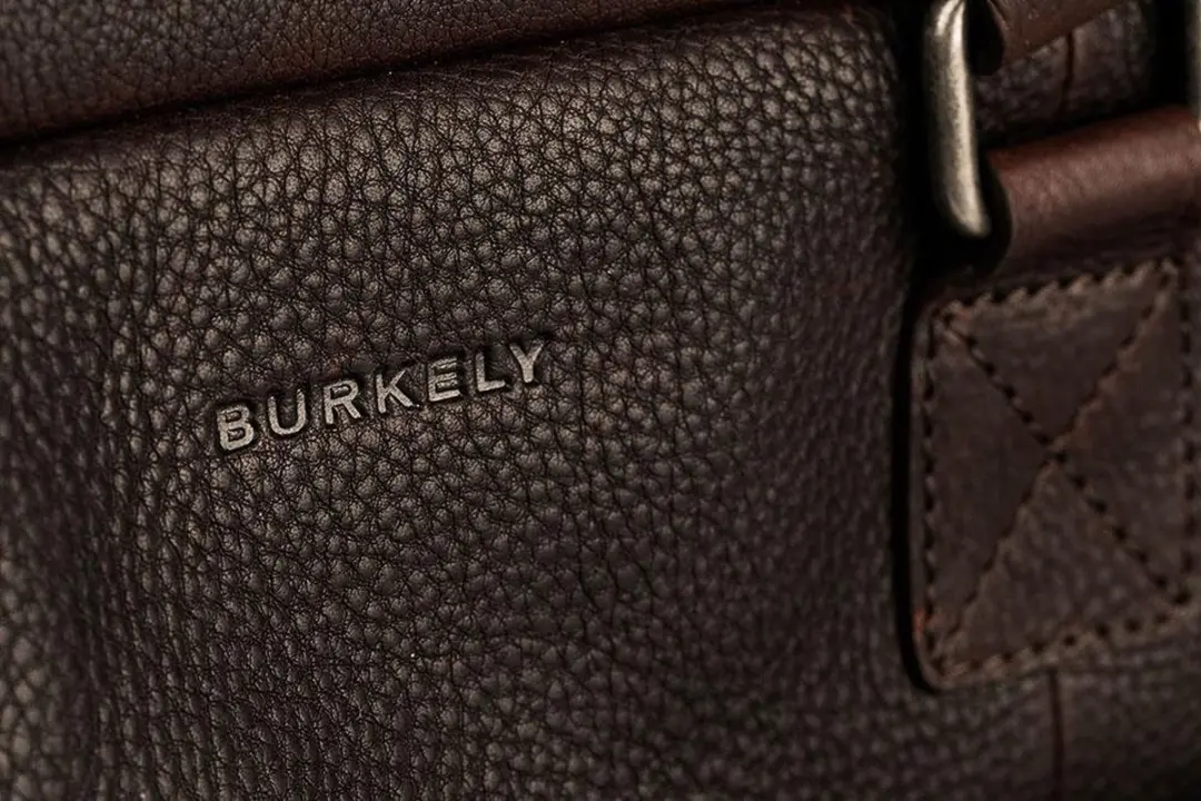 Burkely Fundamentals Antique Avery Worker Laptoptas 15.6" - 6 Vakken - Bruin