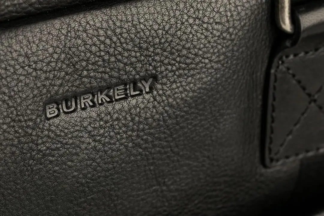 Burkely Fundamentals Antique Avery Worker Laptoptas 15.6" - 6 Vakken - Zwart