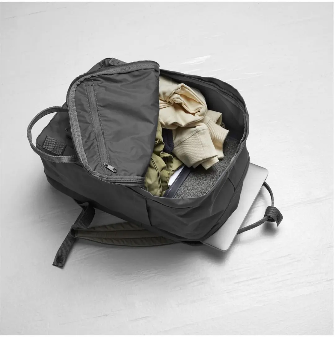 Fjällräven Kånken Laptop 15" Rugzak - 5 Vakken - 15" - Green