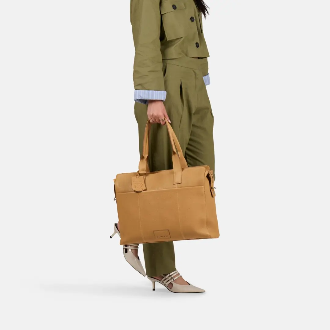 Burkely Soft Skylar Workbag 15.6" Laptoptas - Beige