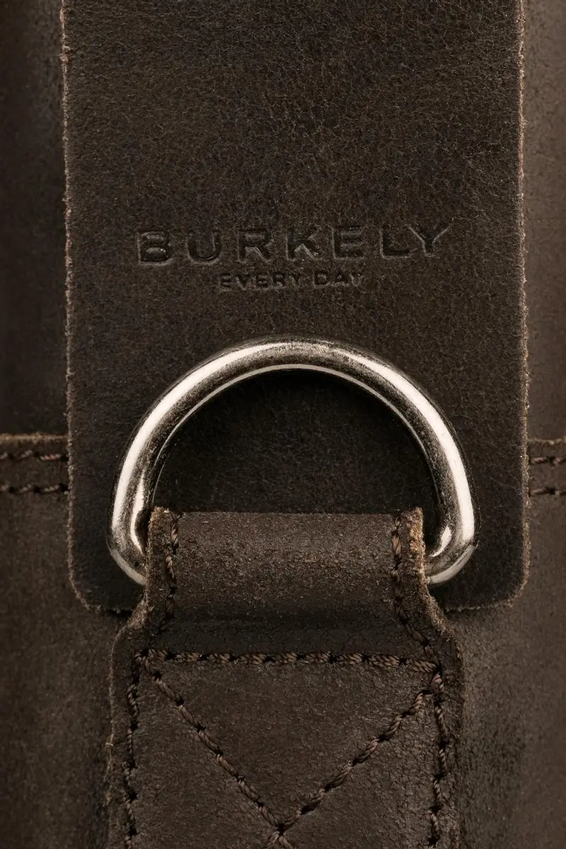 Burkely Fundamentals Vintage Max Worker 17" Laptoptas - 9007339.22.20 - Bruin