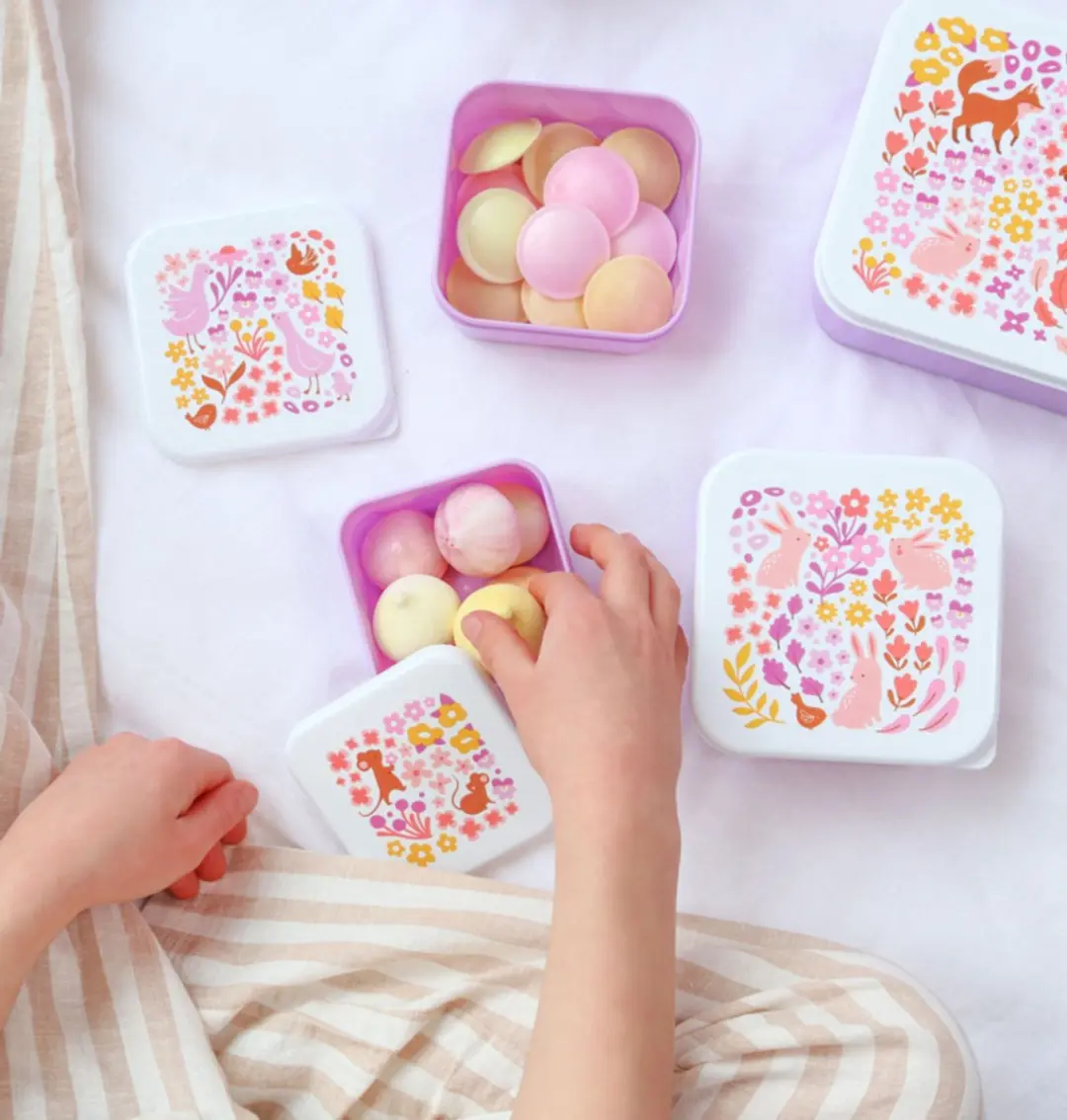 A Little Lovely Company Lunch & Snack Box Bloementuin - 1.5L