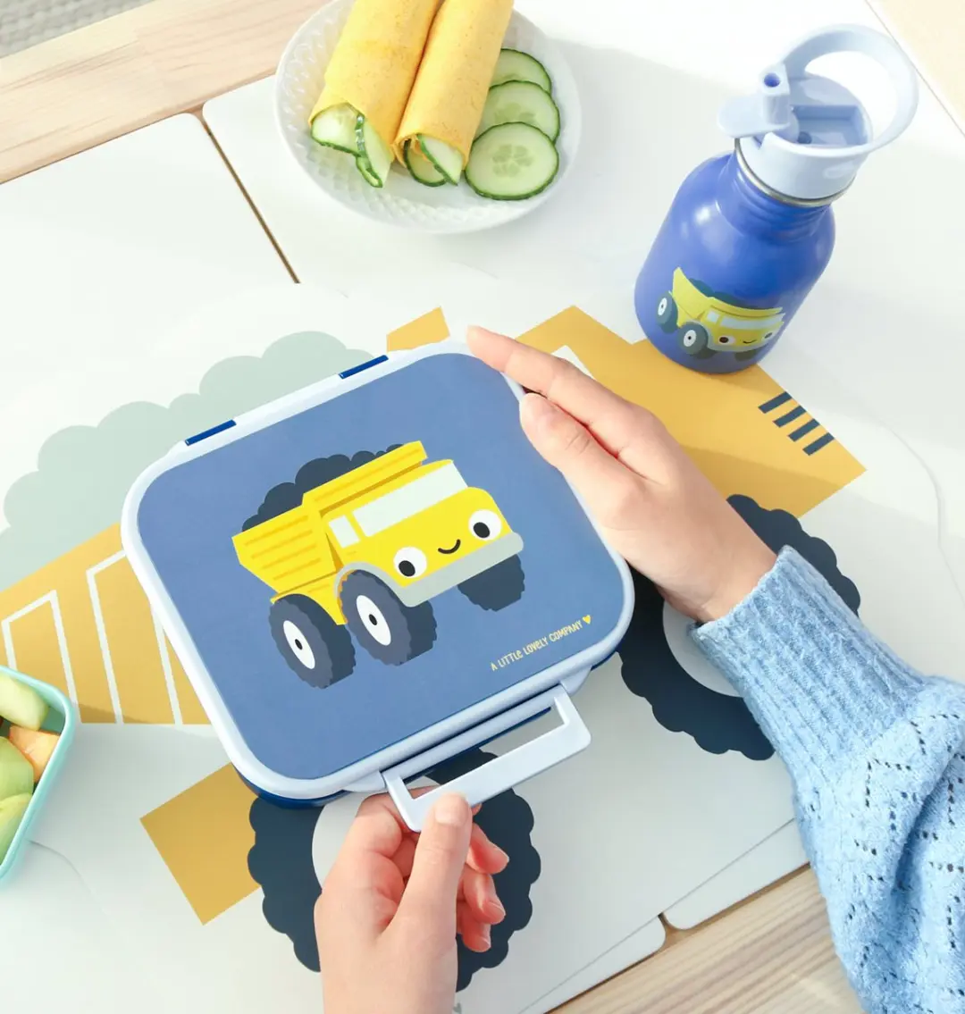 A Little Lovely Company Lunchbox Kiepwagen - 0.9L - 3 Vakken