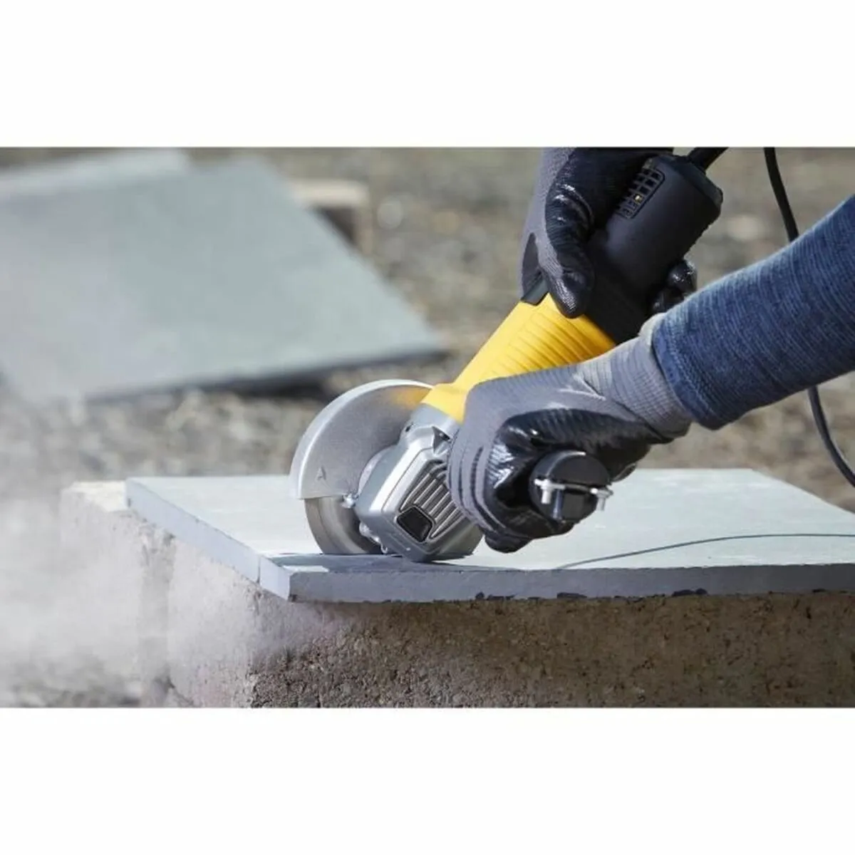 Stanley FatMax Haakse Slijper FMEG210-QS 850W - Geel/Zwart