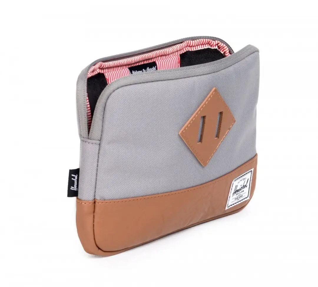 Herschel Heritage Sleeve Tablethoes - 7.9-9.5" - Grey/Tan